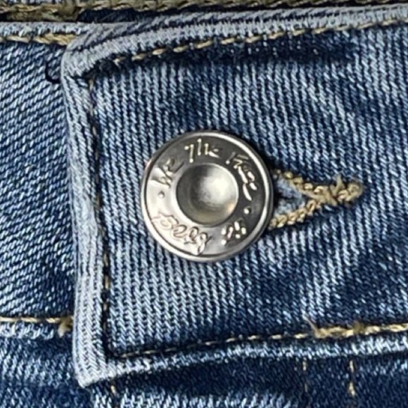 WE THE FREE | Free People High Rise Stretch Fit Raw Hem Jegging | Size 30 - Picture 5 of 13